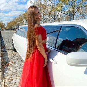 Meet your Posher, Tania